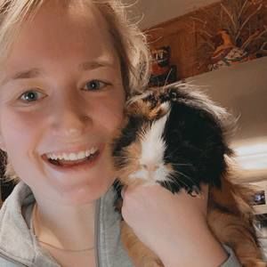 Meet your Posher, Mady